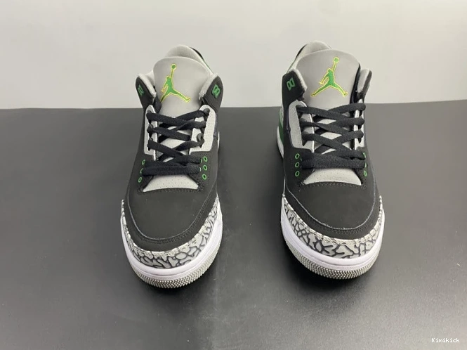 CT8532- 3 950 Jordan NewStyle Air Pine Green 0616